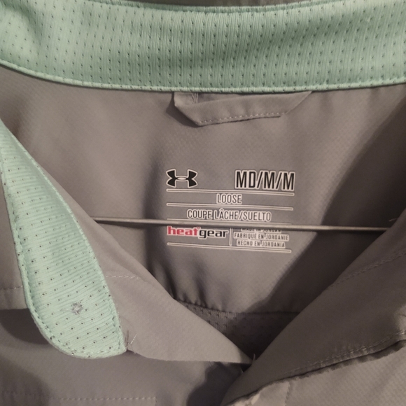 Two men's medium under armour polos - Picture 7 of 9